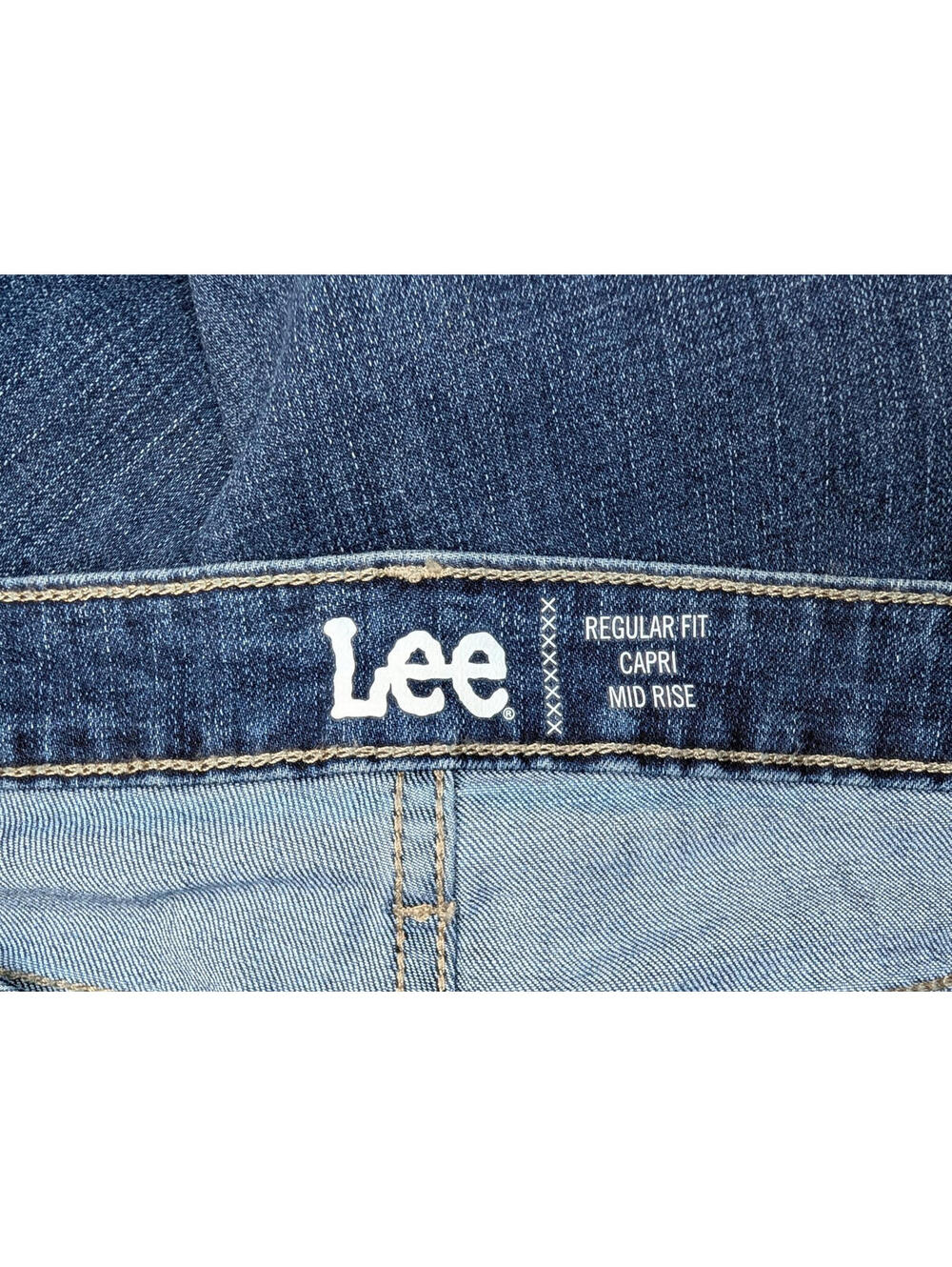 Lee Mid Rise Capri Women's size 14 M Blue Denim Jeans Regular Fit NWT - Picture 7 of 9